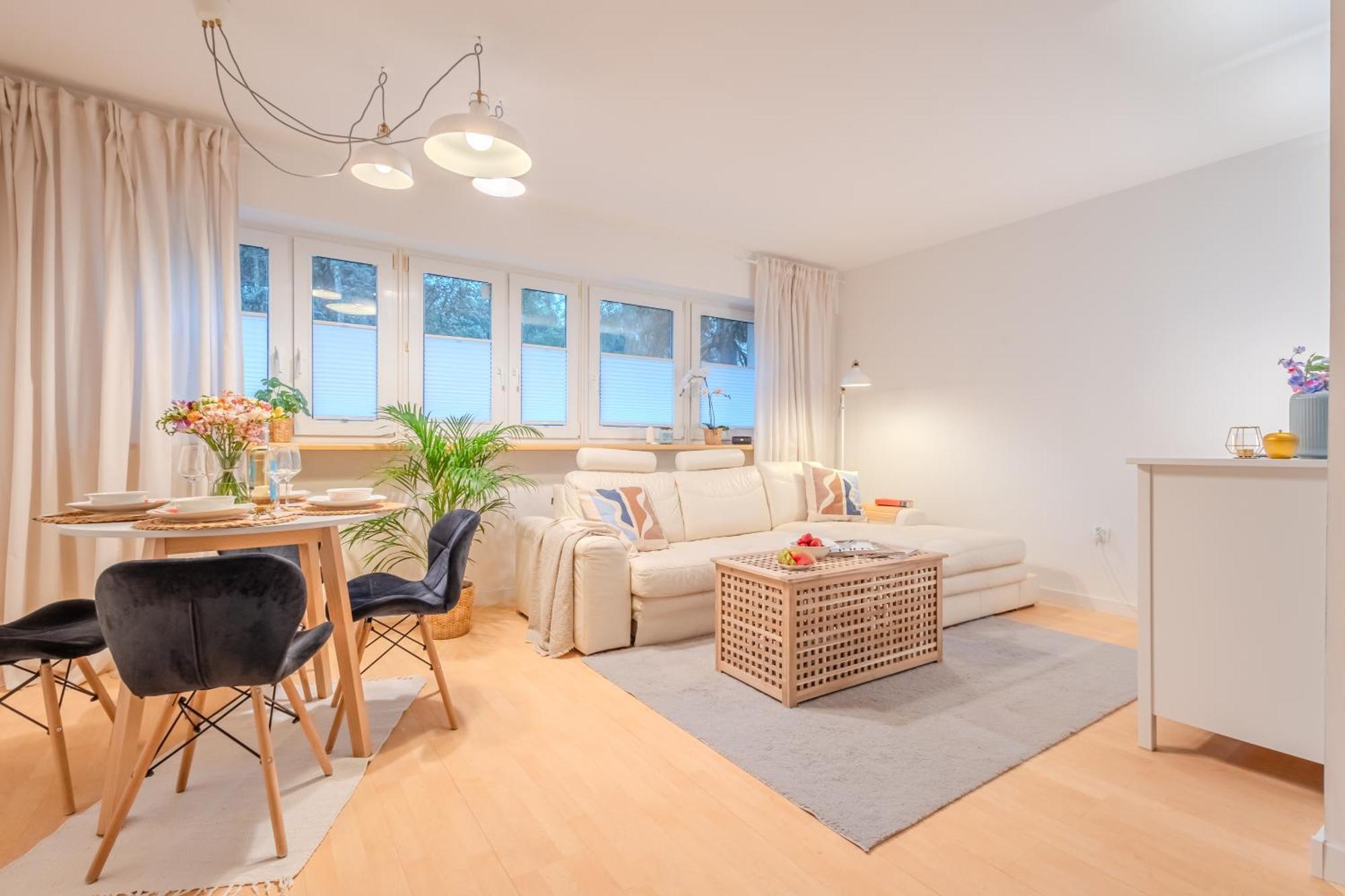 Rezydencja Filmowa- Wygodny Apartament 10 Min Od Lotniska I Centrum Lejlighed Warszawa Eksteriør billede